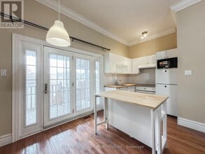 Building Photo - 72 Snively St