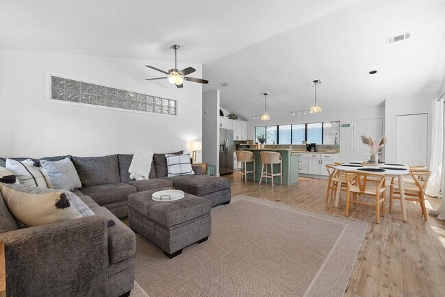 Foto del edificio - 152 Manresa Rd