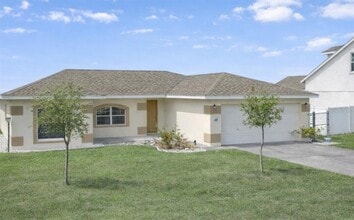 Building Photo - 3215 40th Ave W