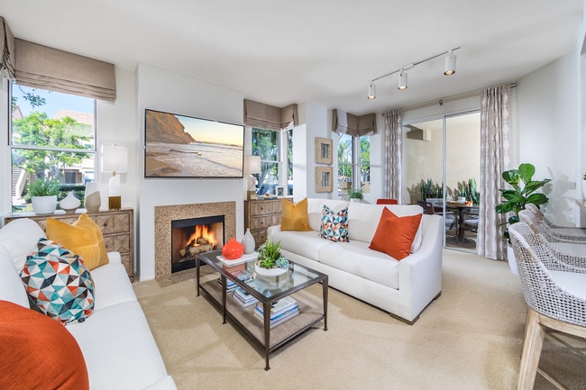 Building Photo - San Carlo Villa Apartment Homes