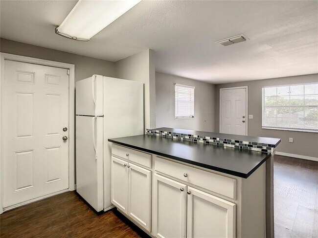 Foto del edificio - 5648 Golden Nugget Dr