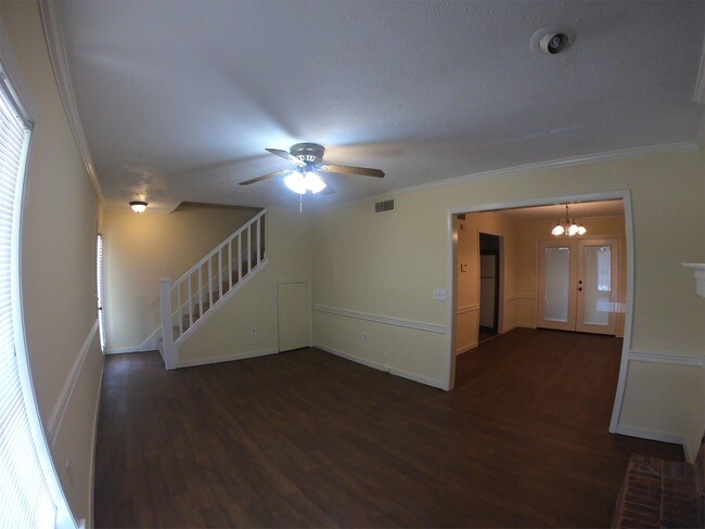 Building Photo - 47 B Northtown Cir