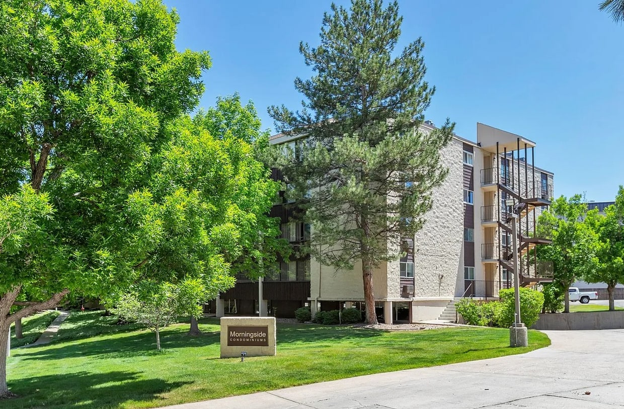 Primary Photo - Beautiful 2BR/2BA Condo with Pools, Parkin...