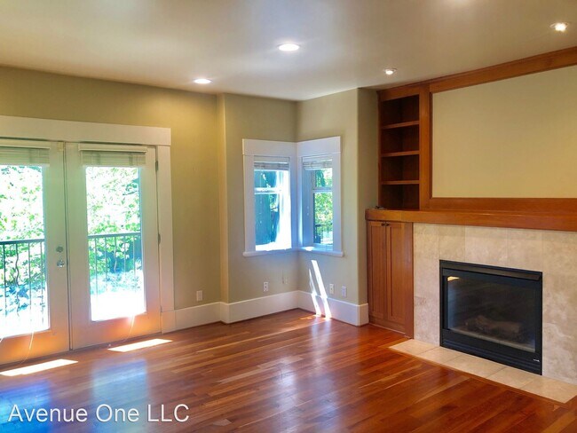 Building Photo - 3 br, 3.5 bath House - 116 Galer Street