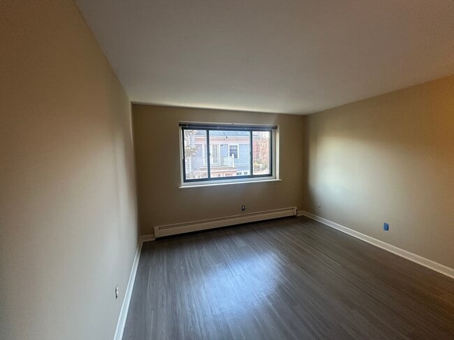 Foto del edificio - 375 Harvard St