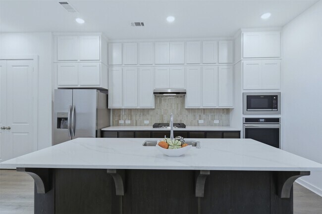 Foto del edificio - 19722 Riverbed Ln