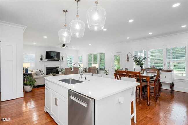 Building Photo - Build Equity While Leasing - Lease and Own...