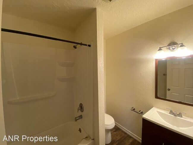 Foto del edificio - 2 br, 1 bath House - 1341 N Harrison