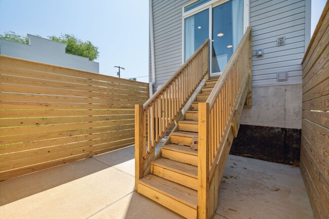 Building Photo - 2429 N 3rd St