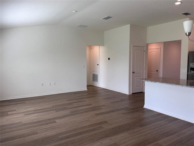 Foto del edificio - 148 Summerlin Loop