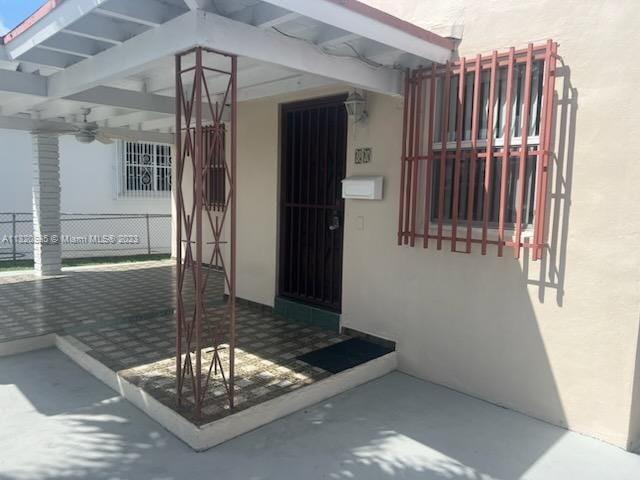 Foto del edificio - 80 NW 60th Ct