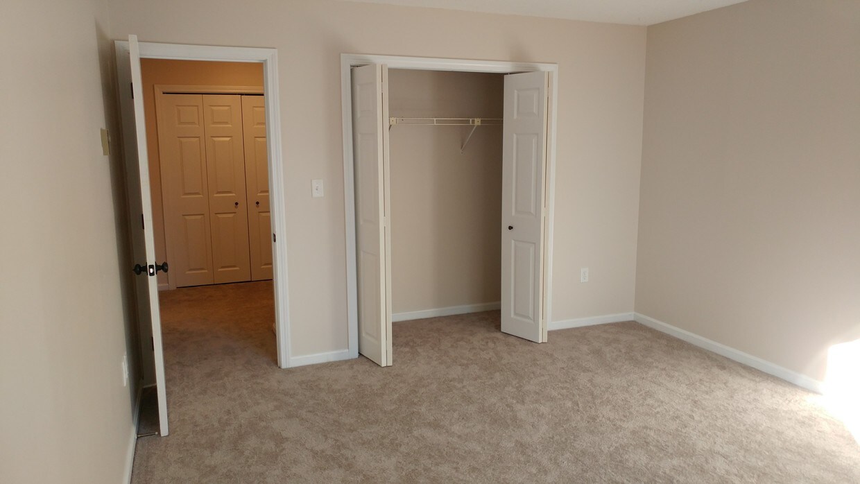 120 Fisherville Rd, Concord, NH 03303 Condo for Rent in Concord, NH