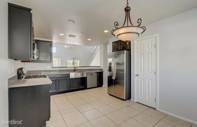 Foto del edificio - 3 br, 2 bath House - 5824 Faye Talor Street