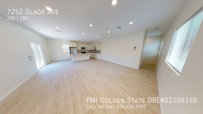 Foto del edificio - 7252 Glade Ave