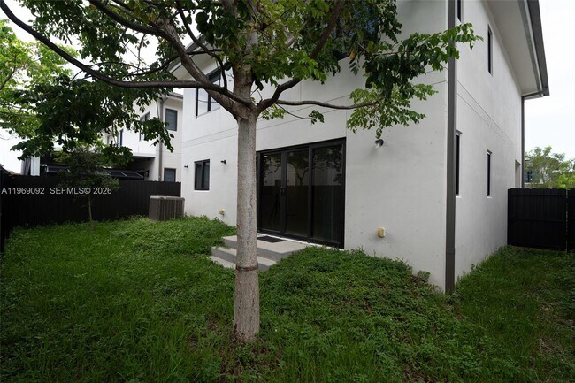 Foto del edificio - 1159 NW 3rd St