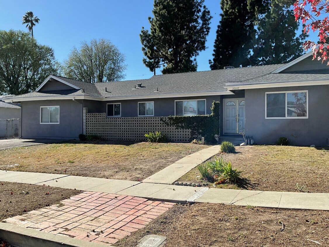 Primary Photo - 10147 Aldea Ave