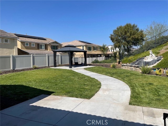 Building Photo - 30560 Green Vista Dr