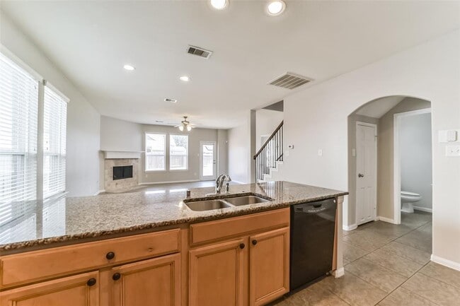 Building Photo - 16934 Creek Mountain Dr