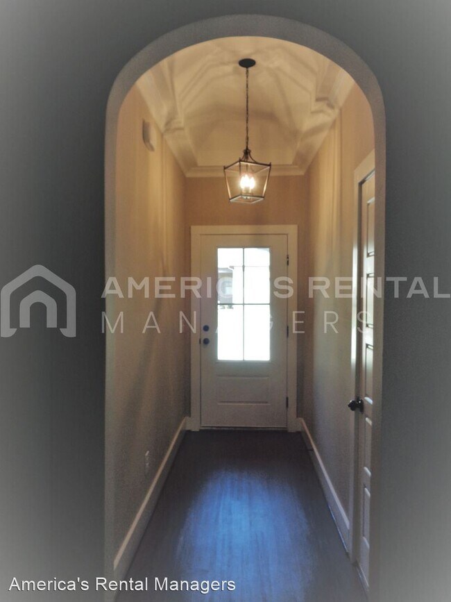 Building Photo - 4 br, 2 bath House - 5549 Park Side Road