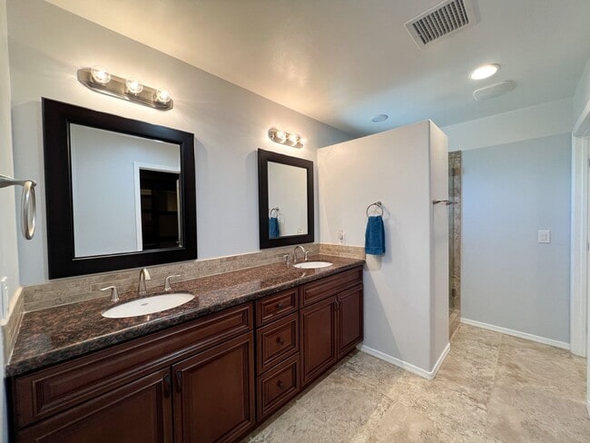 Foto del edificio - JUST REDUCED!! HOUSE -  COTTONWOOD - VERDE VILLAGE