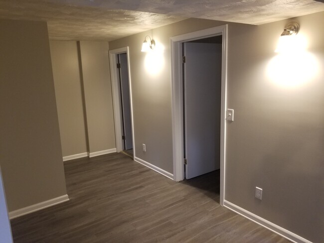 Foto del edificio - 5317 Tolson Rd