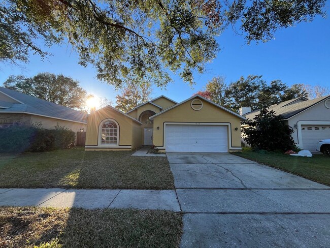 Foto del edificio - 3Bed/2Bath pond view home in Pines of Wekiva