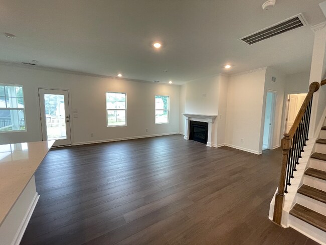 Foto del edificio - 540 Morning Lgt Dr