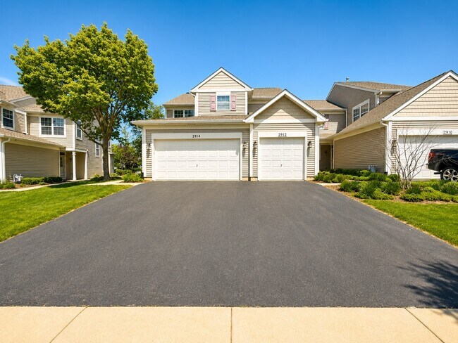 Foto del edificio - 2912 White Thorn Cir