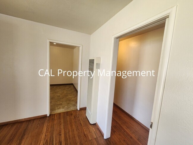 Foto del edificio - Charming 3BD/2BA Salinas Home with Sunroom & Backyard Access