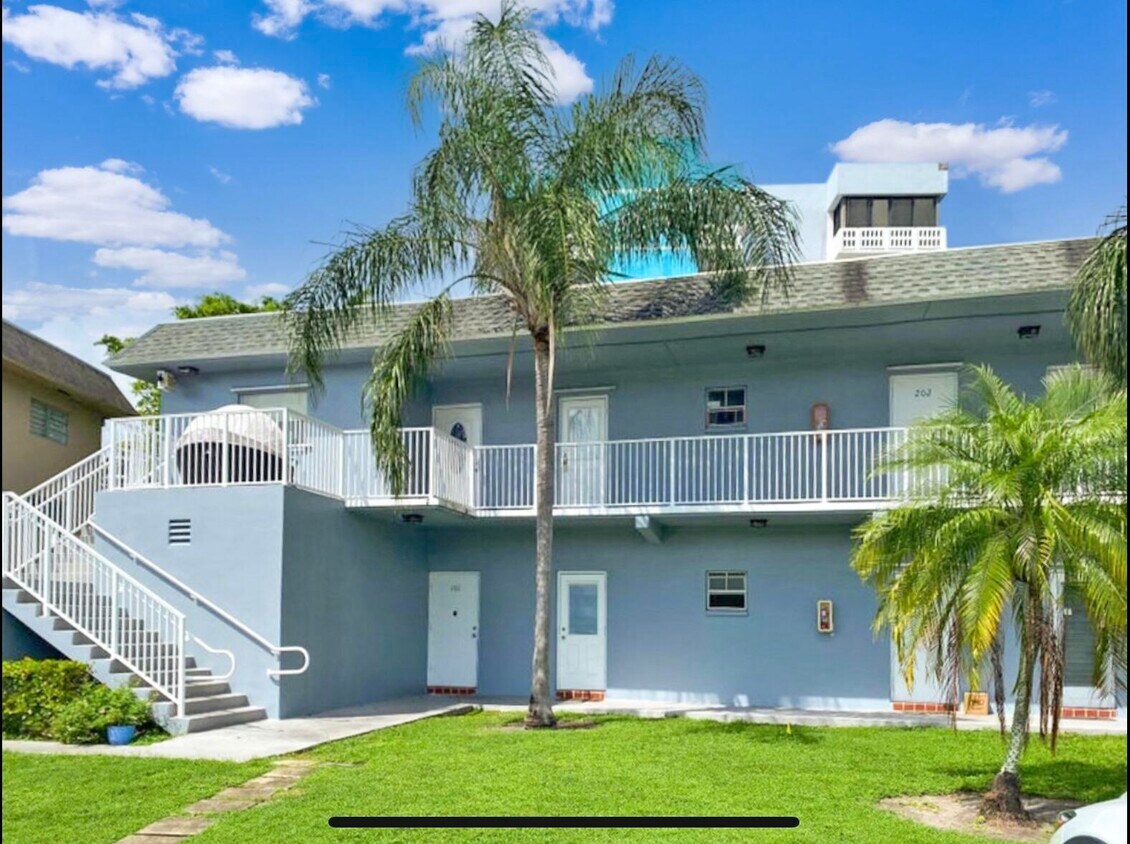 Primary Photo - 1100 Tallwood Ave
