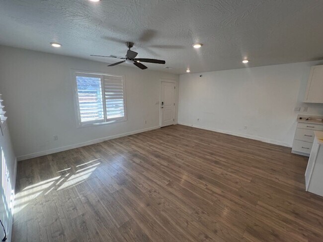 Foto del edificio - Flexible lease terms!