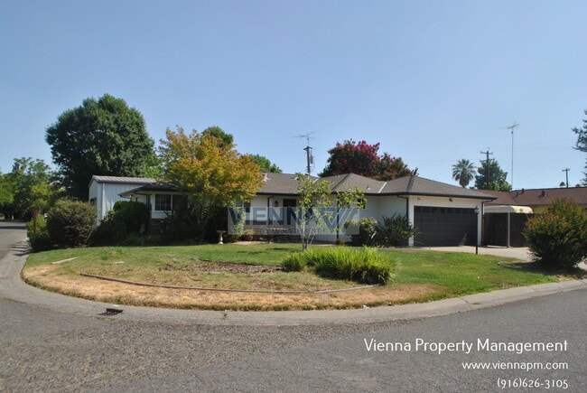 Building Photo - 2913 Kerria Way
