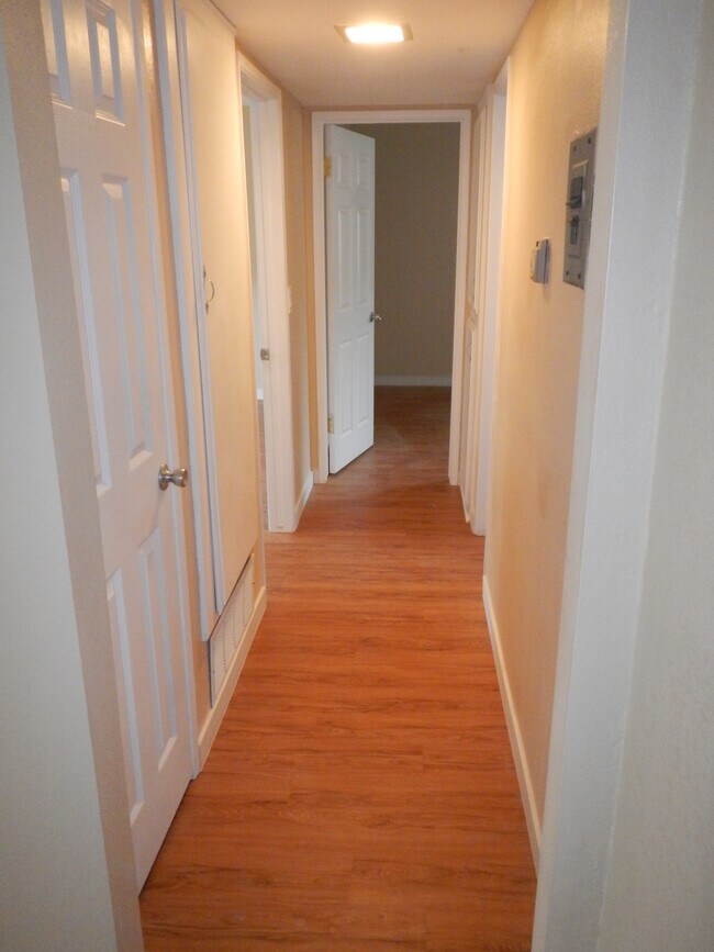 Foto del edificio - 130 Delano St