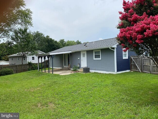 Foto del edificio - 13223 Hawthorn Ln