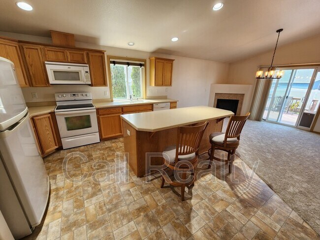 Building Photo - 432 S Molly Mitchell Dr