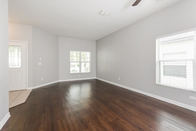 Building Photo - 1249 Kellogg Dr