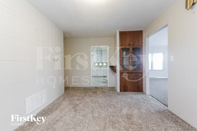 Foto del edificio - 5412 E Edgewood Ave