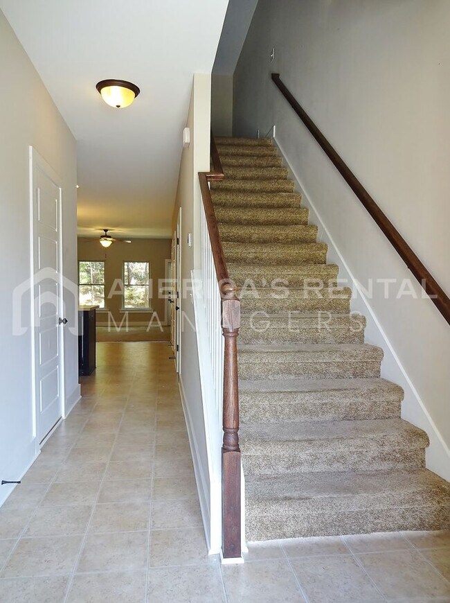 Foto del edificio - DEPOSIT PENDING!!!    Townhome for Rent in...