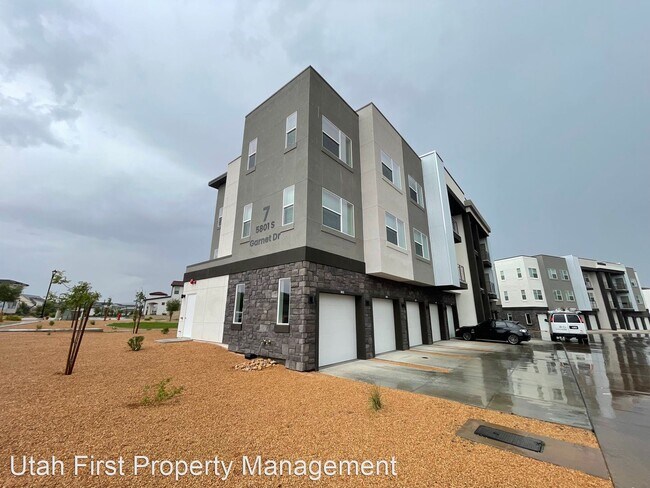 Foto del edificio - 2 br, 2 bath House - 5801 S Garnet Dr #7-202
