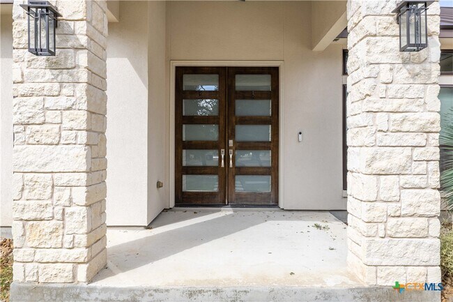 Foto del edificio - 2471 George Pass