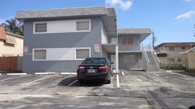 Building Photo - 3800 SW 59th Terrace