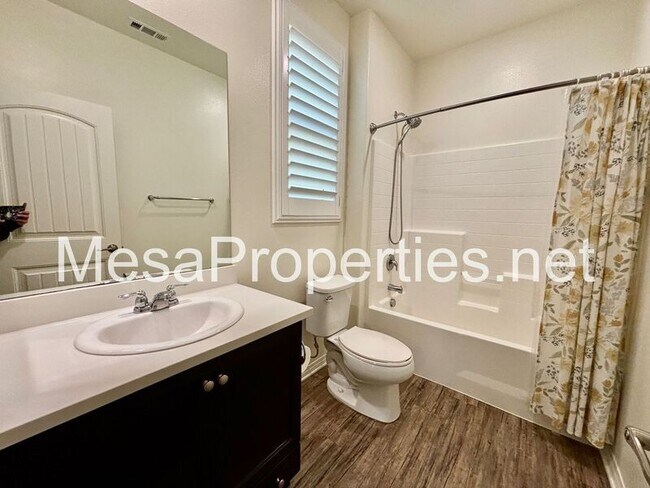 Building Photo - 15595 Sesame Seed Ave