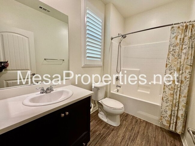 Foto del edificio - 15595 Sesame Seed Ave