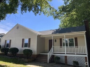 Building Photo - 9523 Ladue Rd