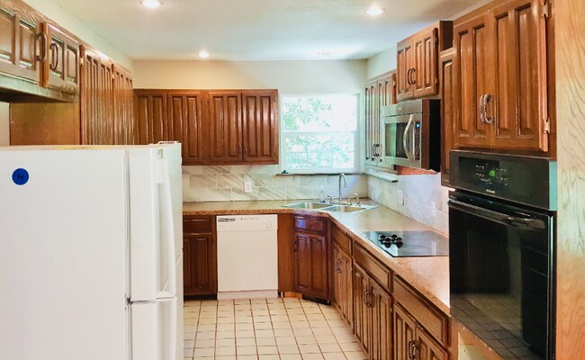 Foto del edificio - 2609 S Chestnut Ave