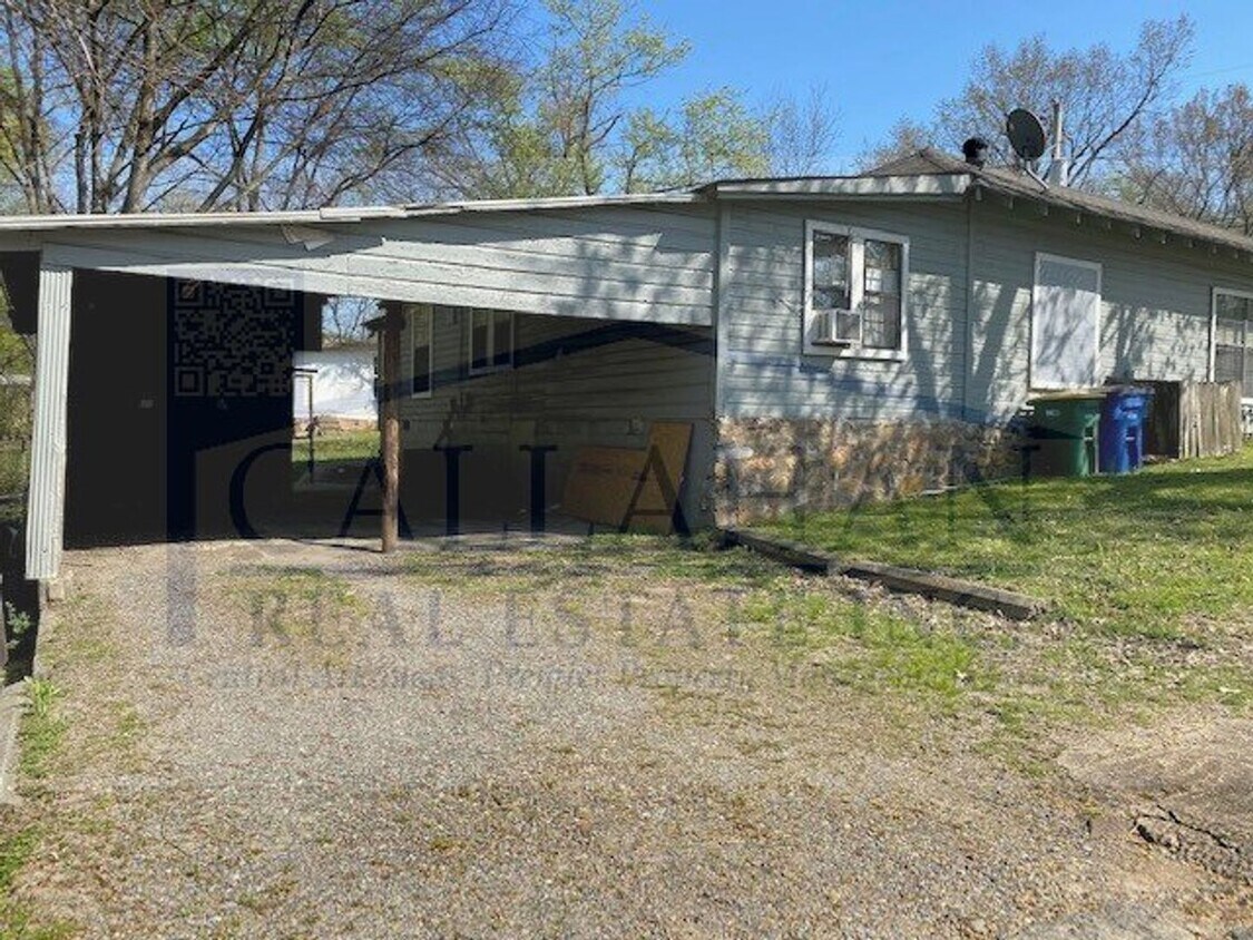 Primary Photo - NLR 1 Bedroom Duplex