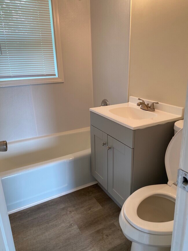 182 Virginia St Unit 182, Cookeville, TN 38506 Apartments in