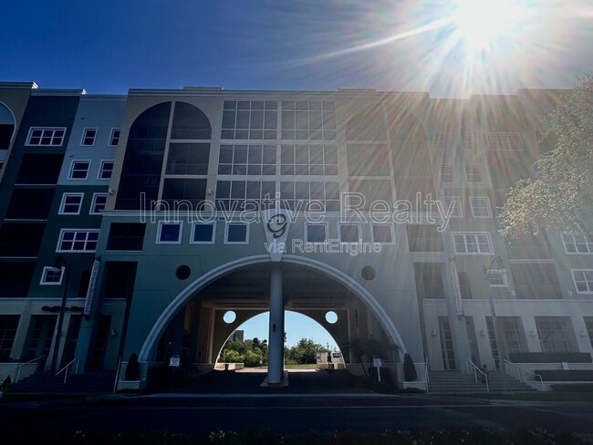 Building Photo - 225 W Seminole Blvd