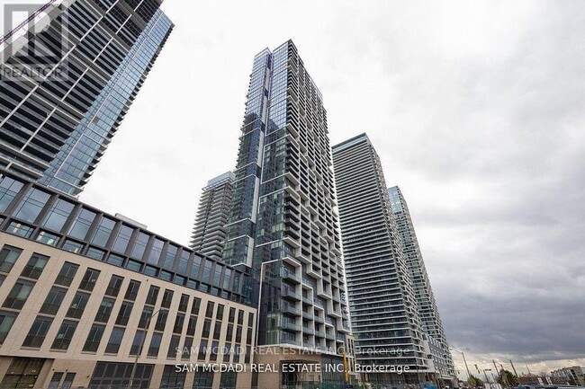 Building Photo - 1000 Portage Pkwy