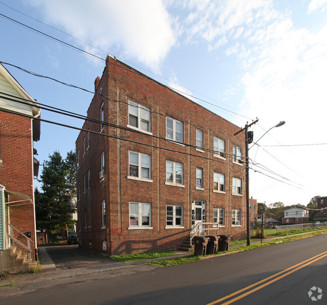 Building Photo - 291 Lasalle St